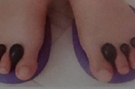 Yoga-Shoe-Foam-with-Toe-Separators-That-Will-Build-Balance-Strength-Doing-Yoga-or-Walking-Around-Your-House-0-3